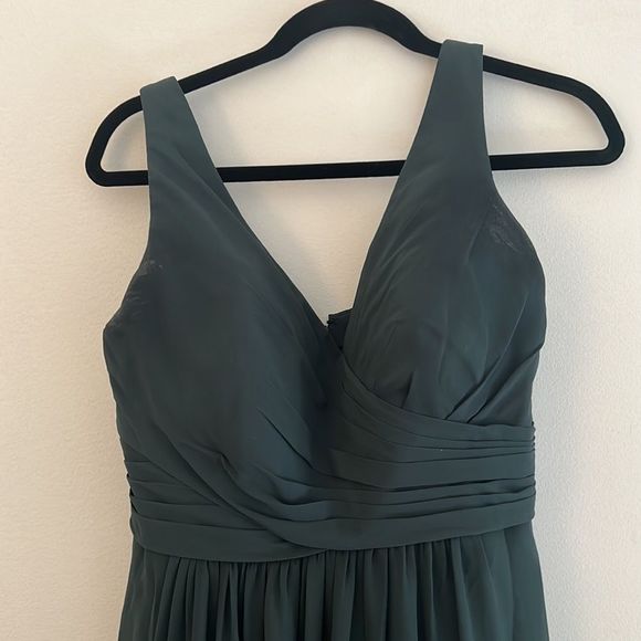 Bill levkoff gown - Picture 3 of 5